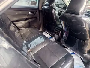 Toyota Camry 2016 Silver