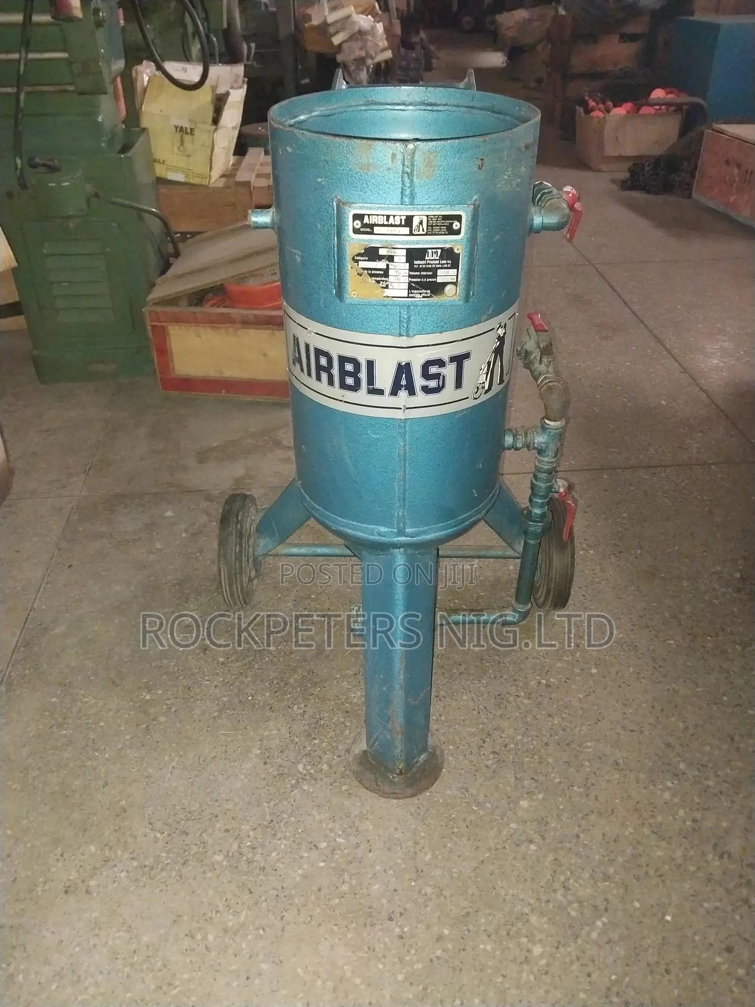 18litres AIRBLAST Sand Blasting Machine(POT ONLY)