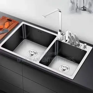 Double Bow Kitchen Sink With Tap