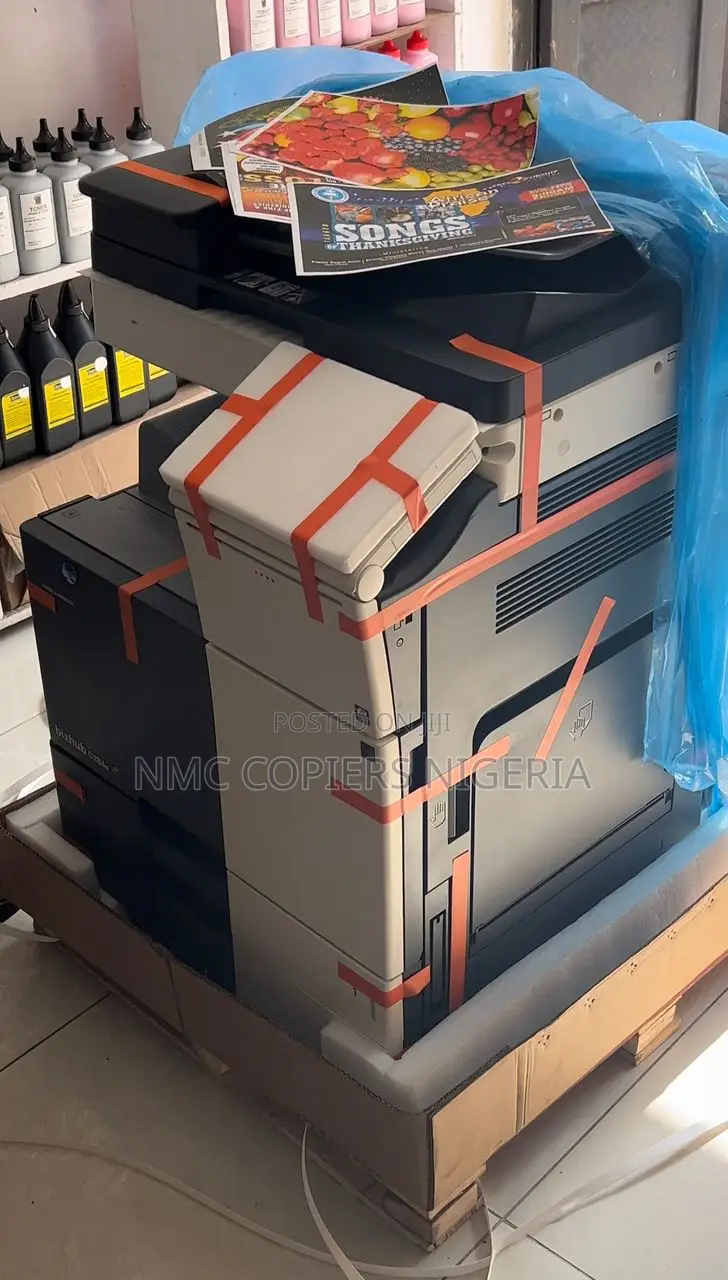 Konica Minolta Bizhub C284E