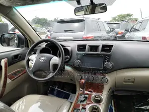 Toyota Highlander Limited 2010 Gray
