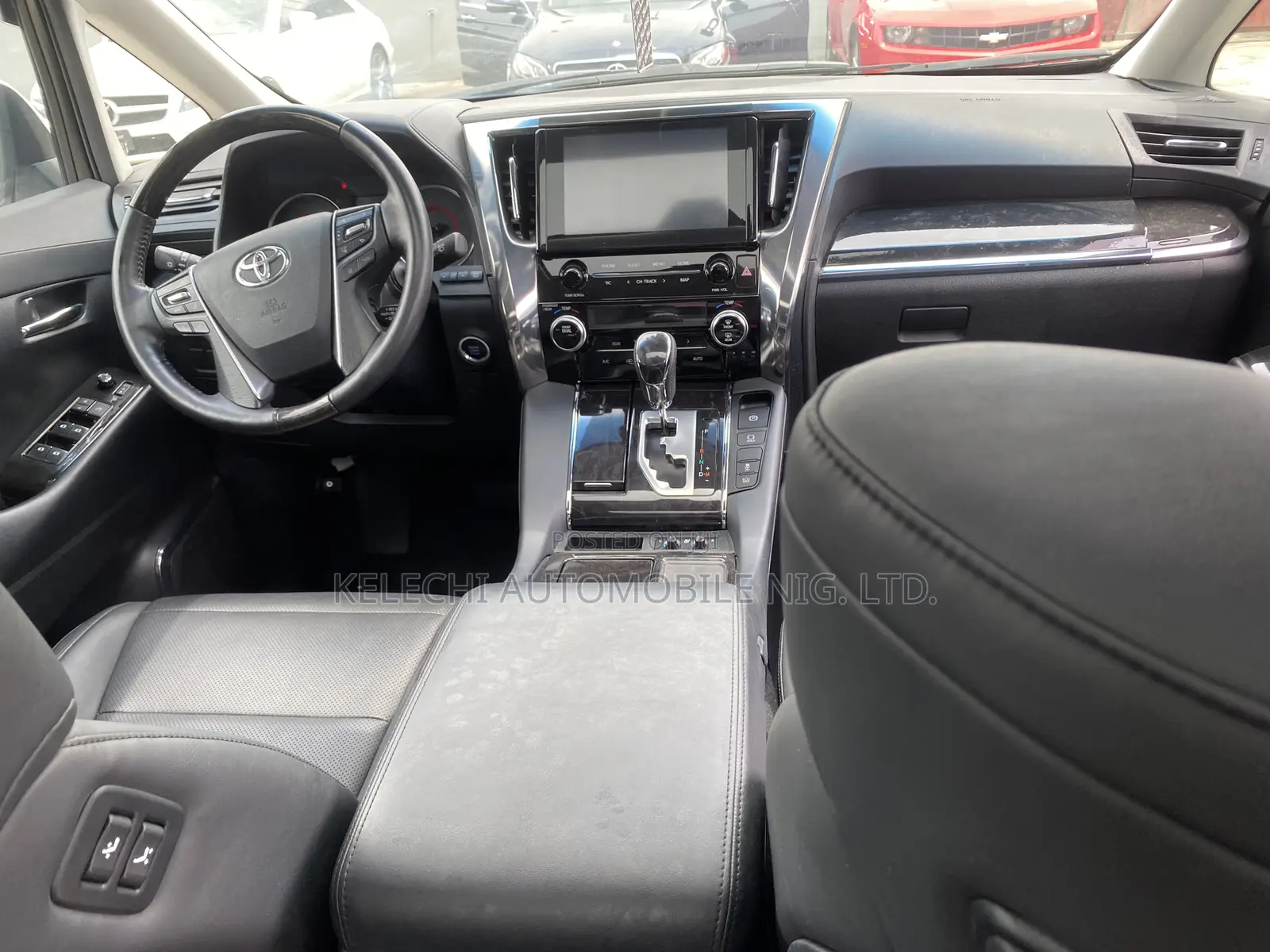 Toyota Alphard 2022 White
