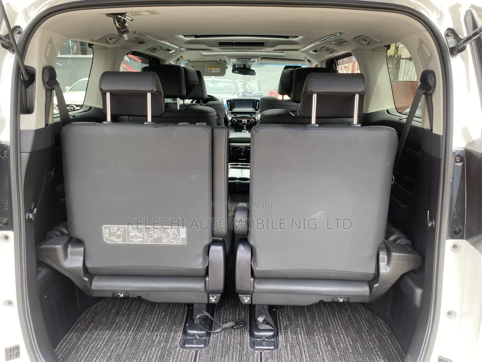 Toyota Alphard 2022 White