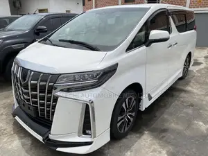 Toyota Alphard 2022 White