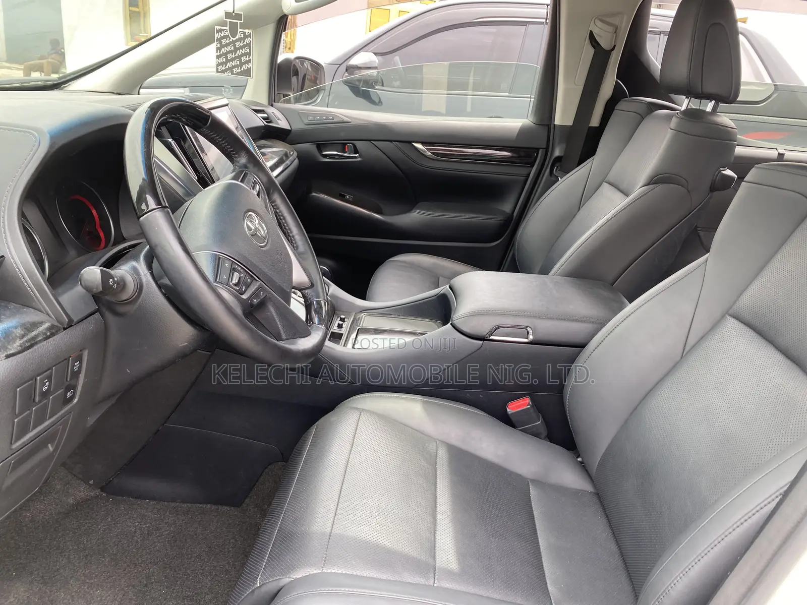 Toyota Alphard 2022 White