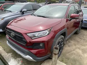 Toyota RAV4 Adventure AWD 2020 Red