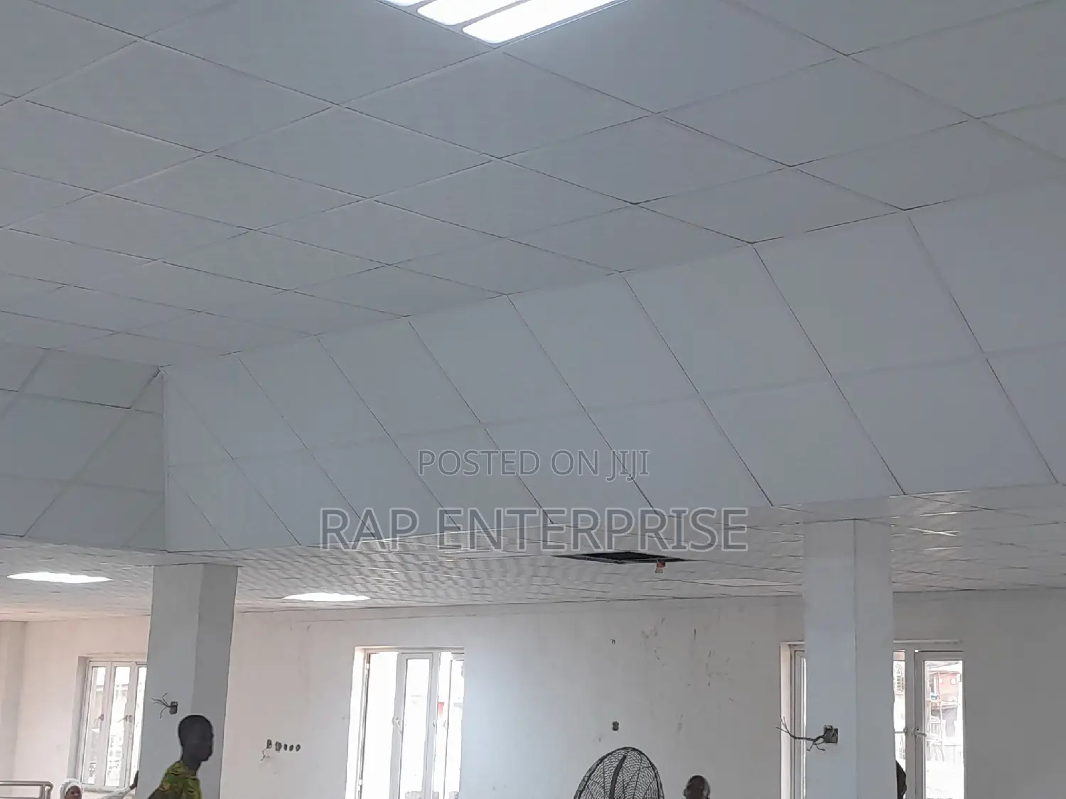Laminated/Guysum Suspended Ceiling