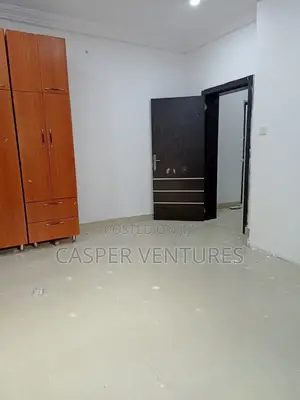 Studio Apartment in Alagomeji, Ikate for rent