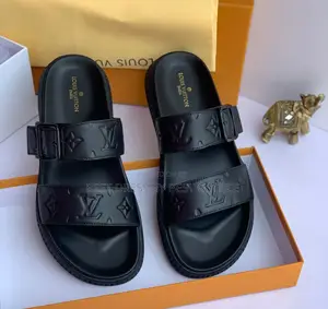 Luxury Louis Vuitton Pam
