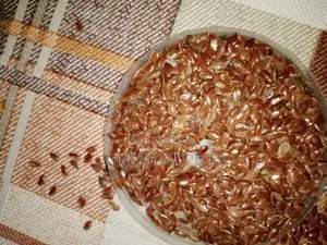 Brown and Golden Flaxseed