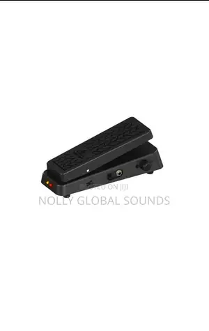 Behringer HB01 Guitar Hell Babe Guitar Effect Pedal
