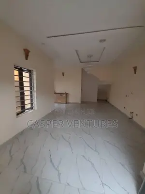 Studio Apartment in Ikota Villa for rent