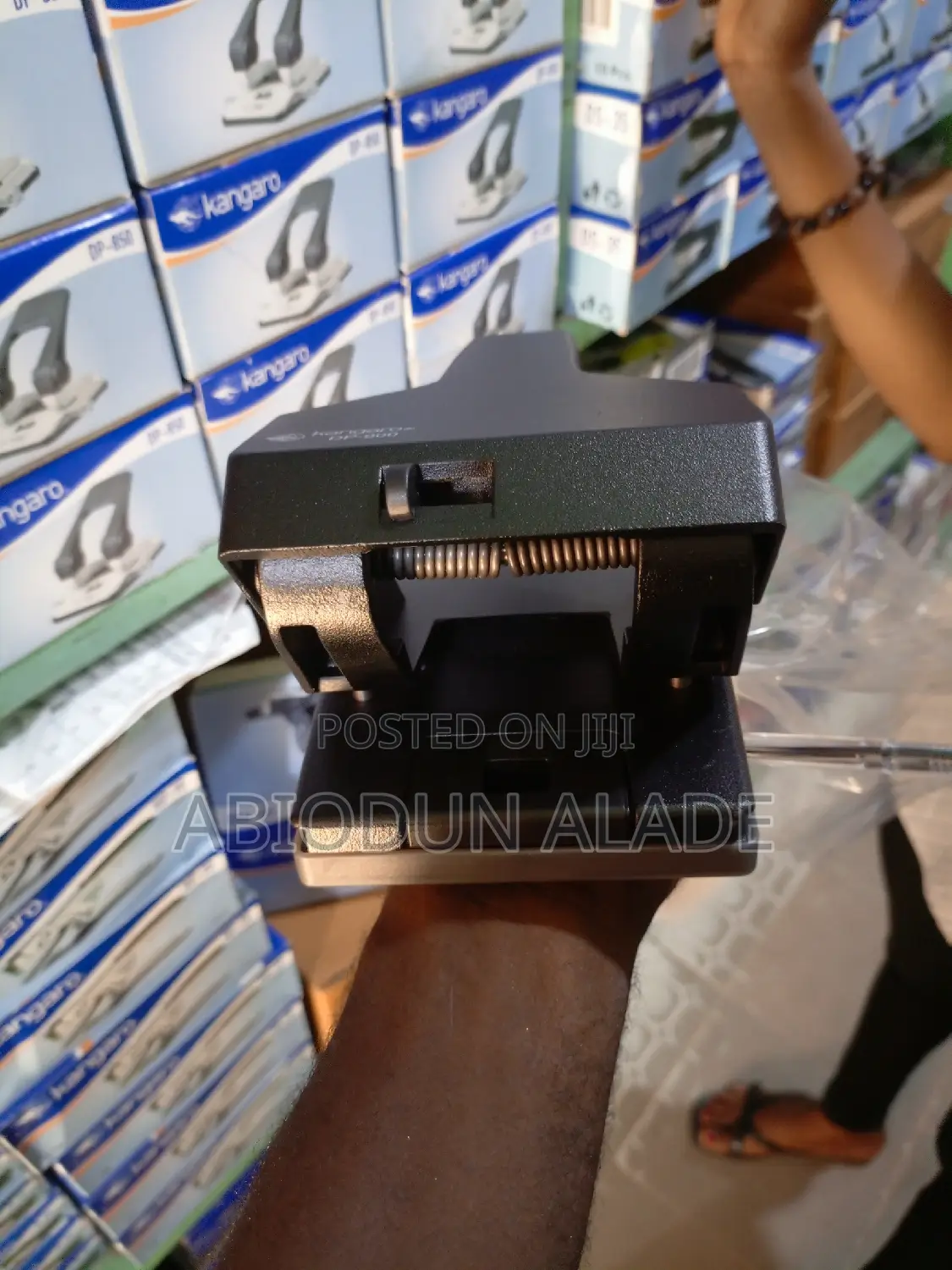 Kangaro Dp-900 Perforator