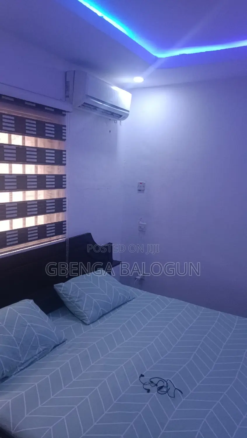 3 Bedrooms Shared Apartment