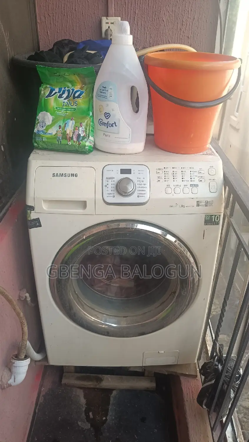 3 Bedrooms Shared Apartment