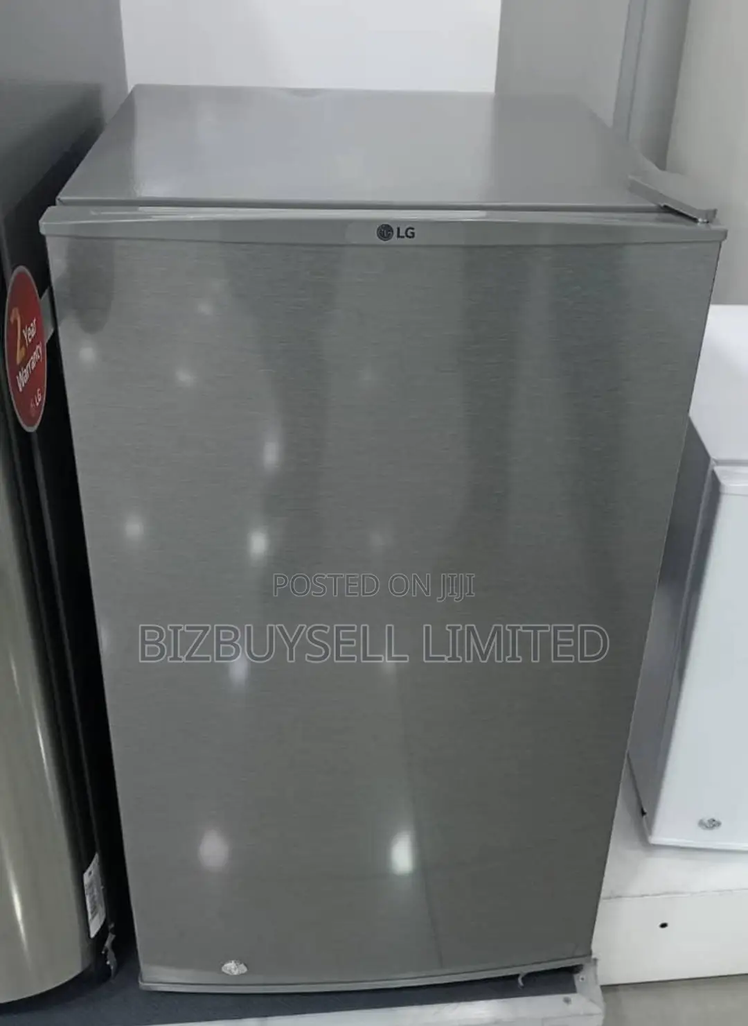 Single Door LG Refrigerator, 92L.