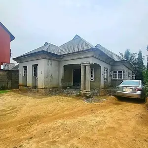 4bdrm Bungalow in Rumuekini , Port for sale