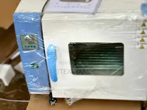 Laboratory Incubator/ Oven
