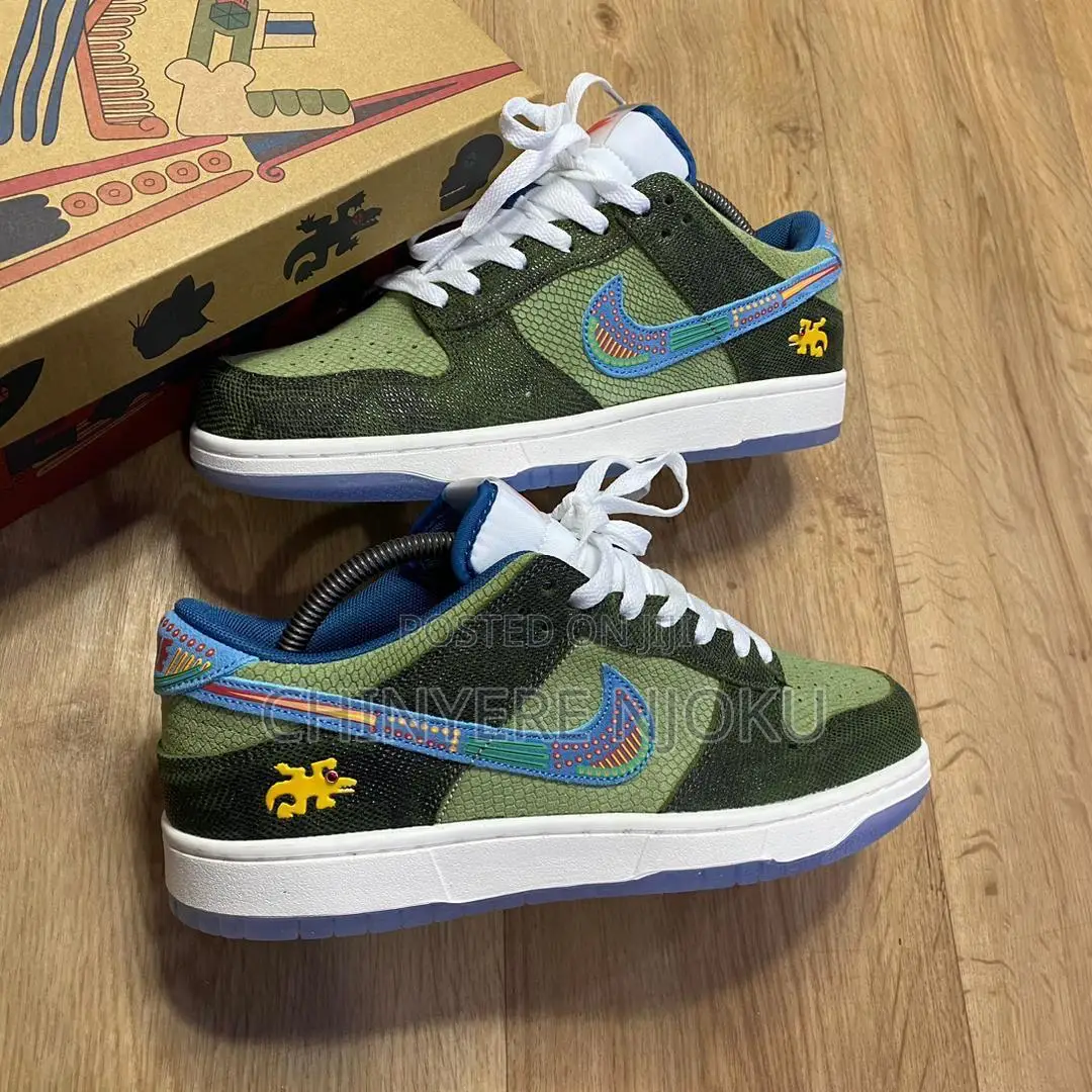 Men's Canvas