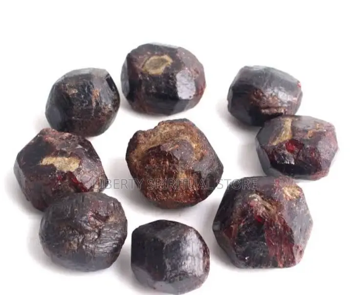 Garnet Gemstone - 1 Stone