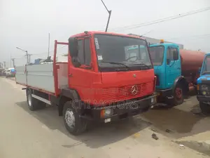 Mercedes 1317 Pickup Red 8bolts