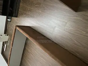 Wooden Floor Design and Vinyl Flooring