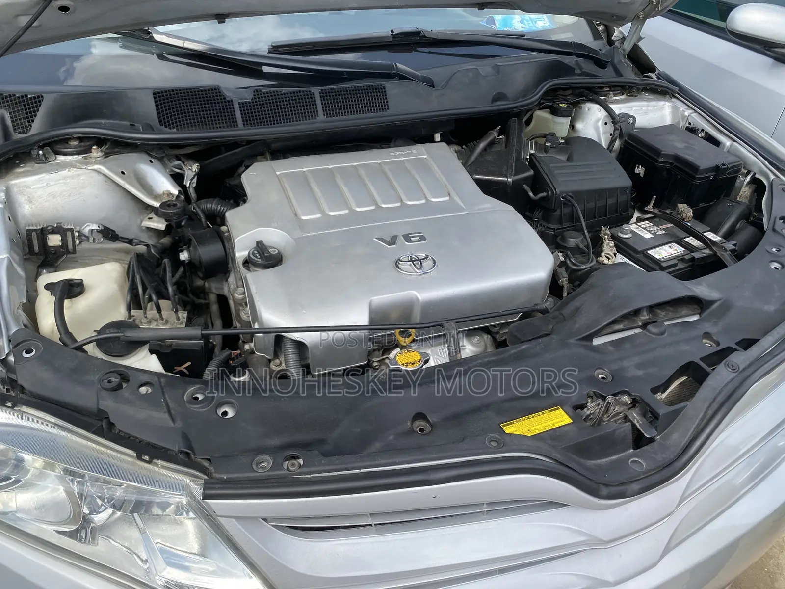 Toyota Venza V6 AWD 2011 Silver