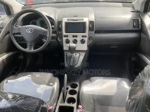 Toyota Corolla Verso 2006 Gray