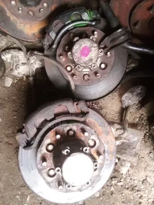 Front Hub Nissan Frontier Old Model