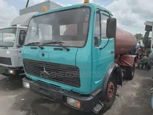 Mrecedes Benz 1217