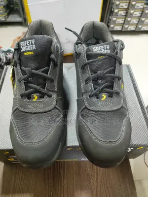 Turbo Jogger Safety Shoes