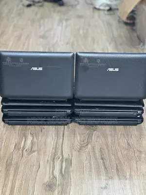Laptop Asus Eee PC 1016P 2GB Intel Atom HDD 160GB
