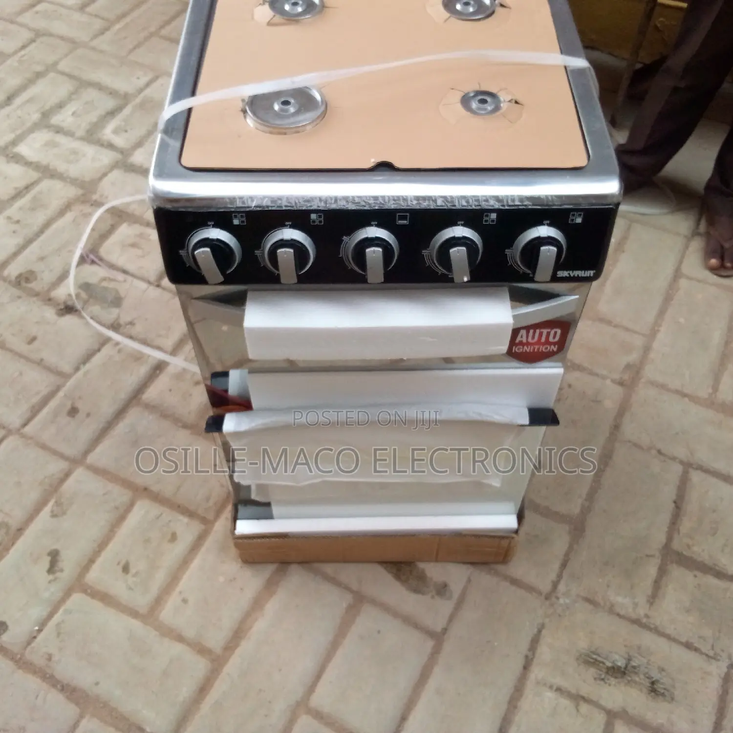 Skyrun Standing Gas Cooker 4+0