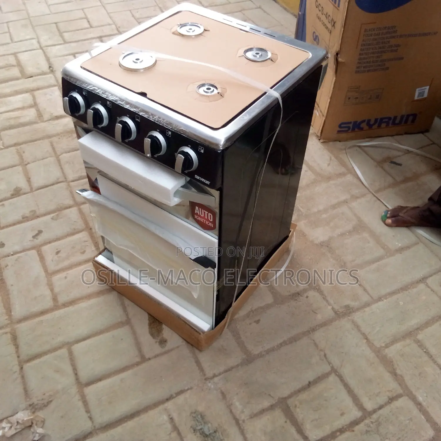Skyrun Standing Gas Cooker 4+0