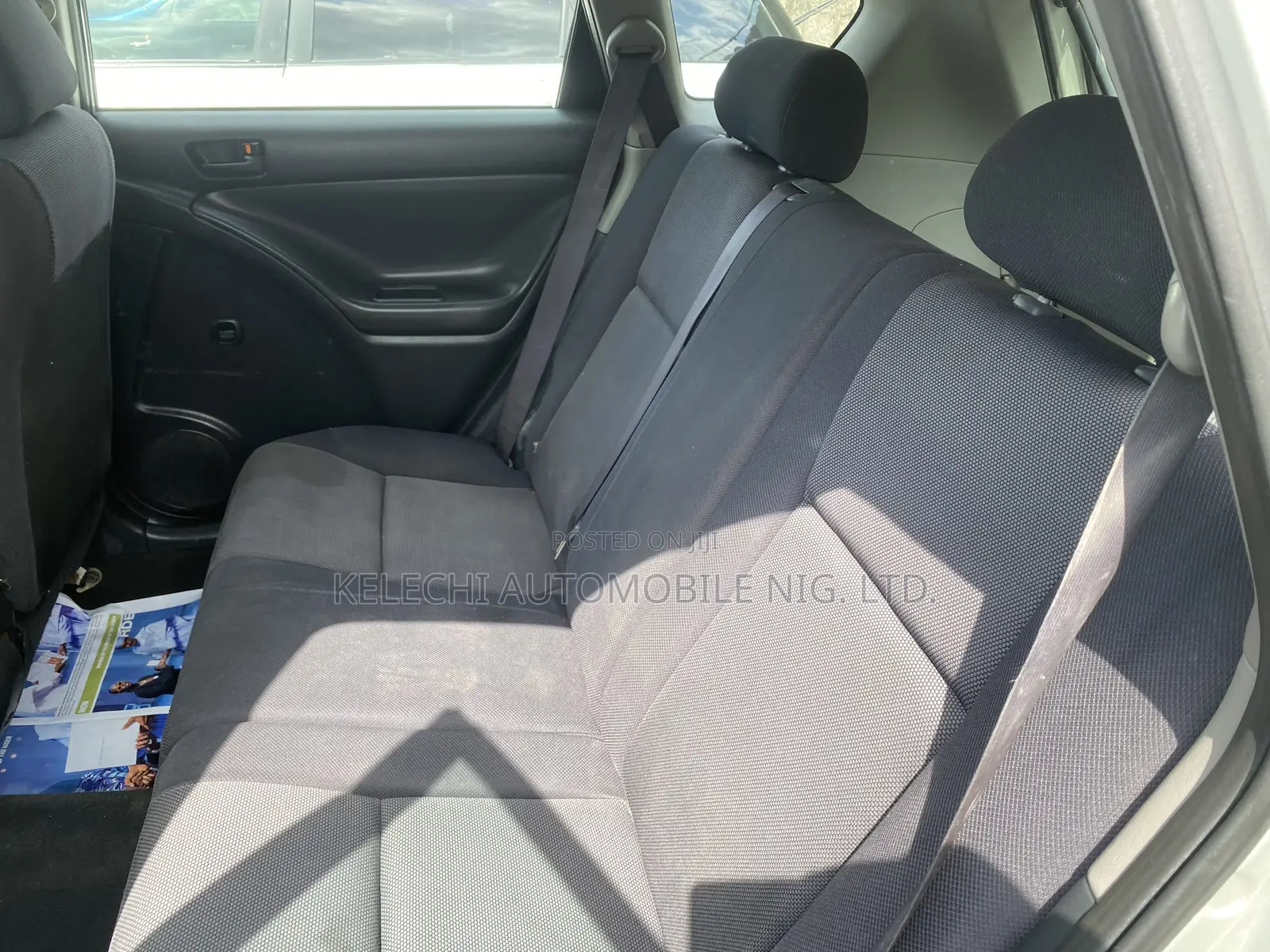 Pontiac Vibe 2003 Silver