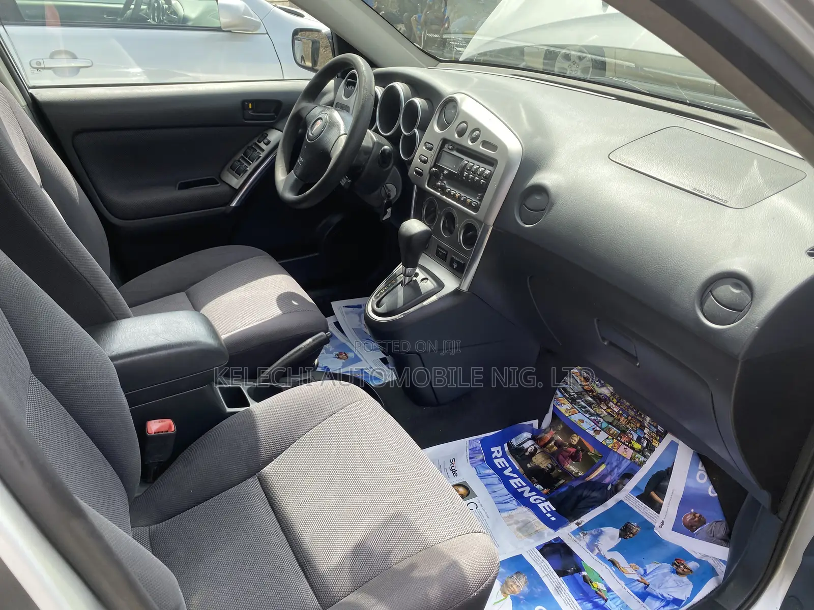Pontiac Vibe 2003 Silver