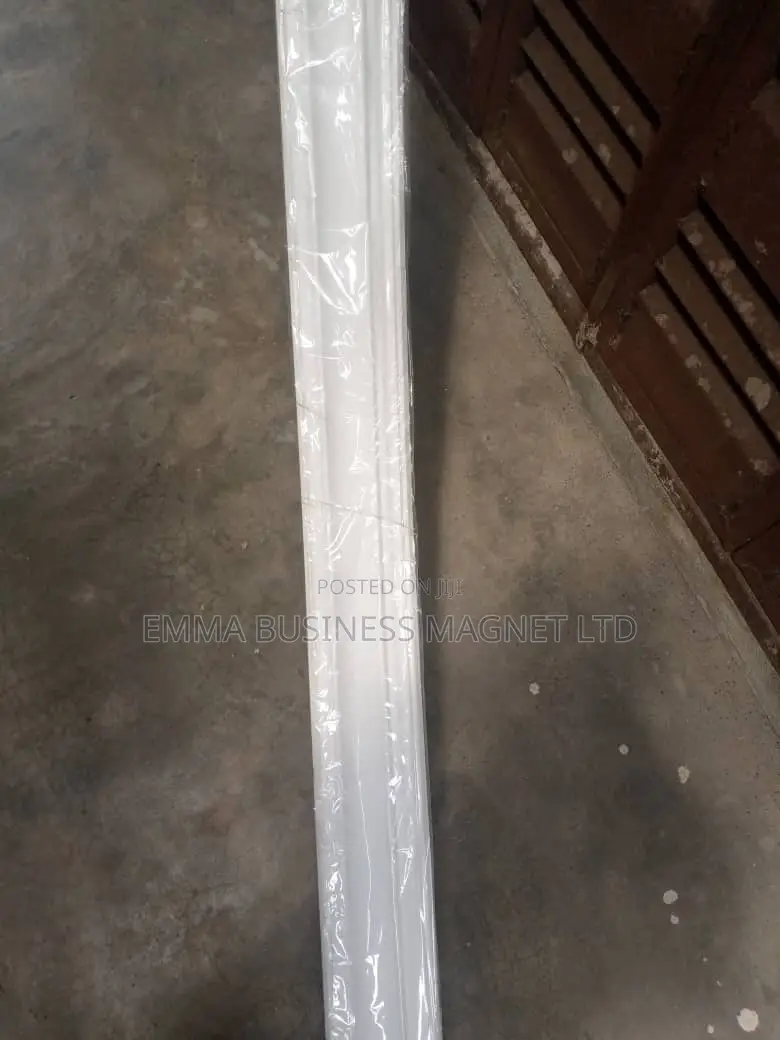 High Quality 12cm Cornice for P.O.P Wall