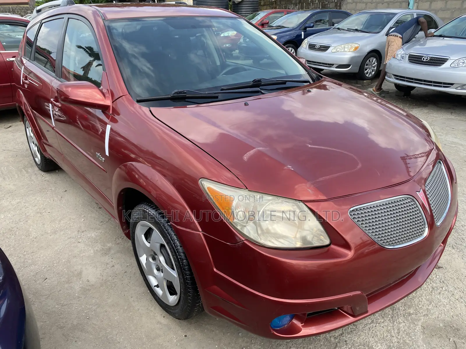 Pontiac Vibe 2007 Red