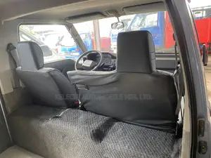 Mitsubishi L300 2002