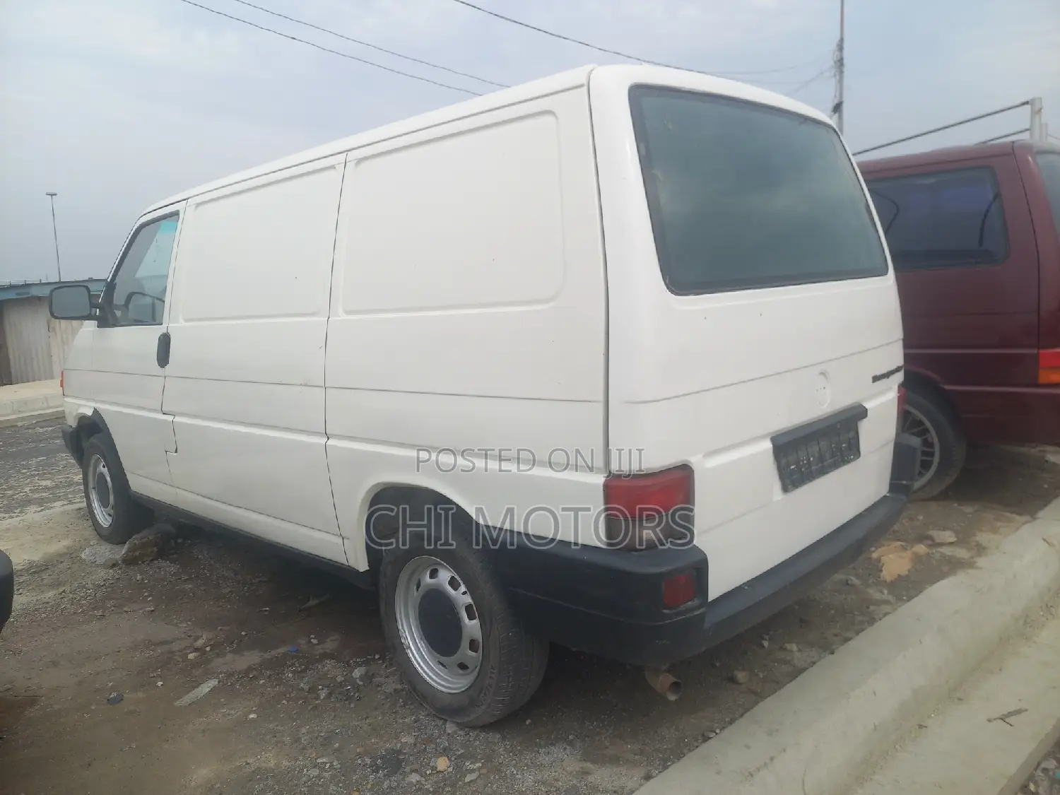 Volkswagen Transporter 2005 Yellow