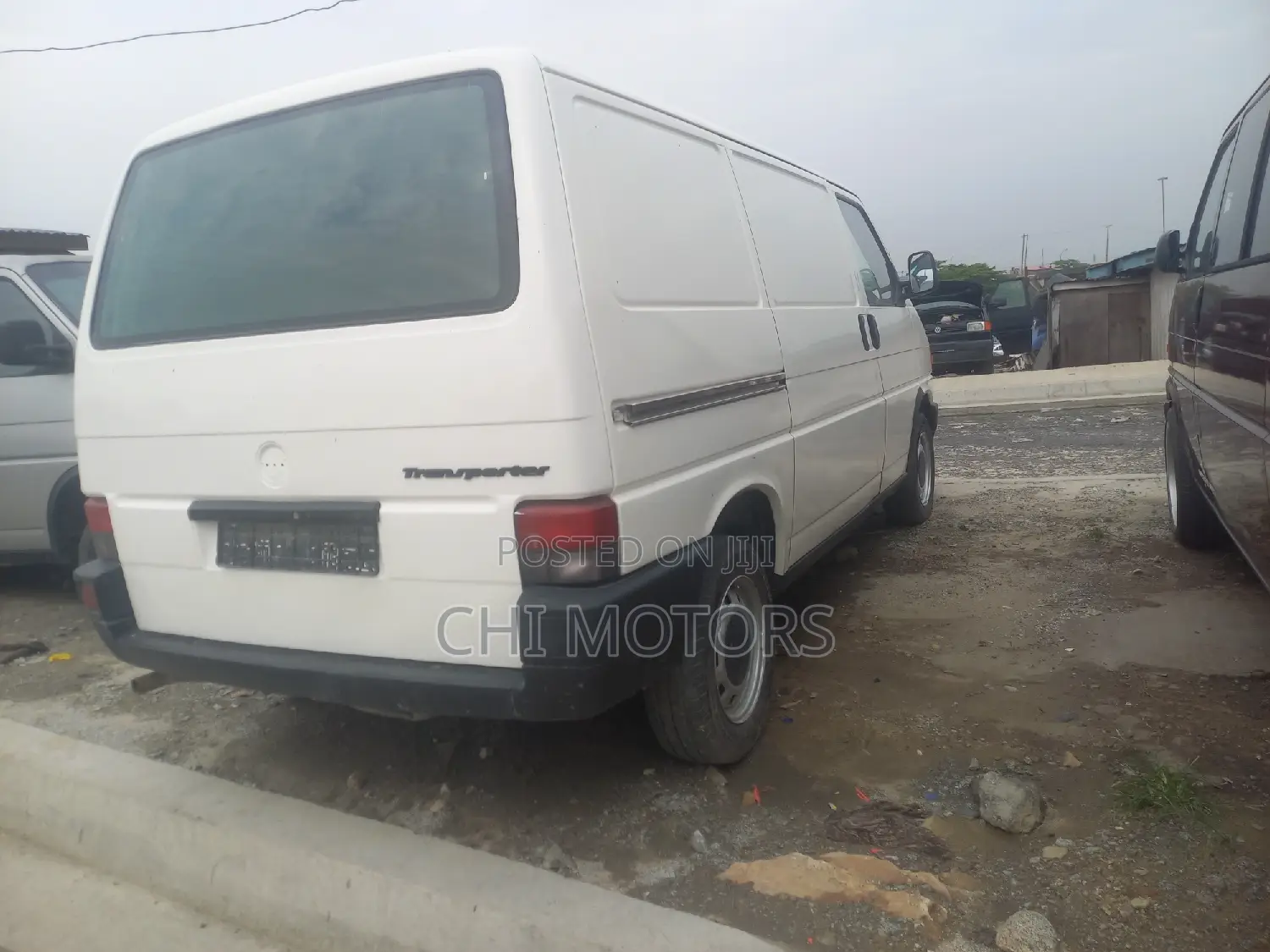 Volkswagen Transporter 2005 Yellow