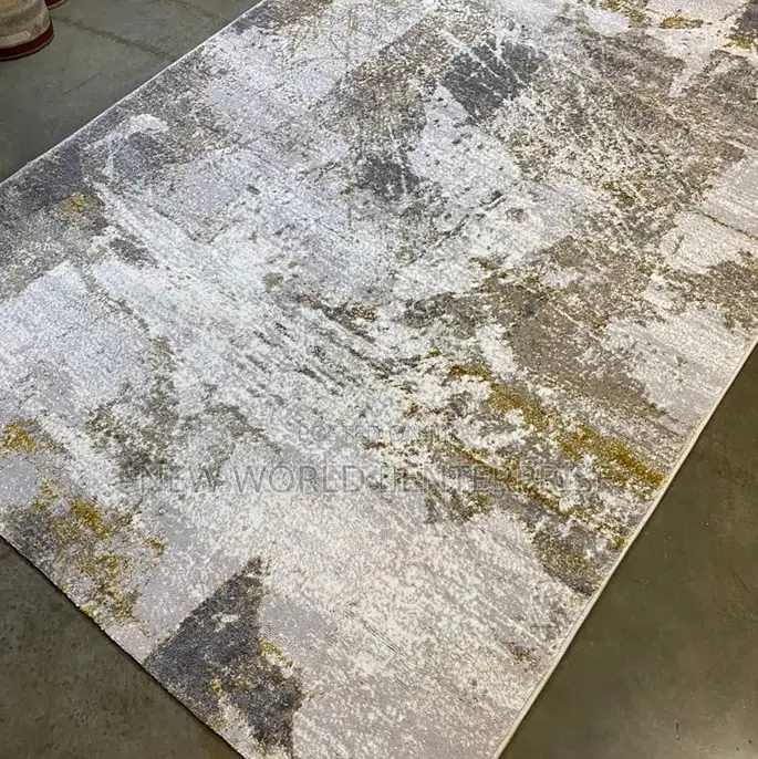 Modern Quality Persian Centre Rug