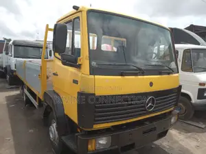 Mercedes Benz 814 Pick Up