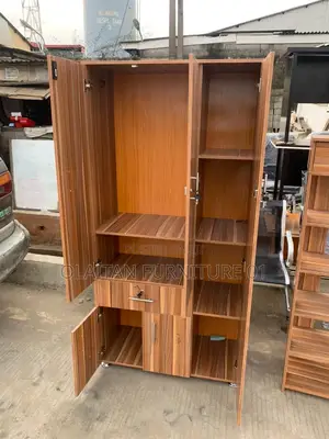 House Waldrobe. 3fit/6fit