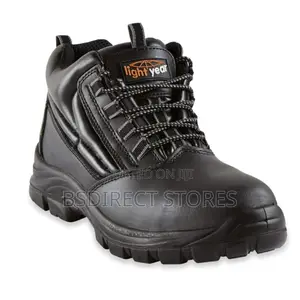 Lightyear Trekker Ultra Light Metal Free Safety Boots. 10/44