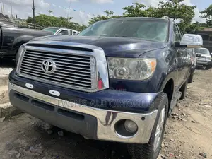 Toyota Tundra Double Cab 4x4 Limited 2011 Blue