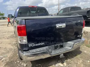 Toyota Tundra Double Cab 4x4 Limited 2011 Blue