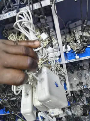 85wtts Macbook Pro Charger