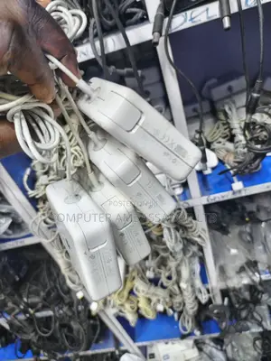 85wtts Macbook Pro Charger