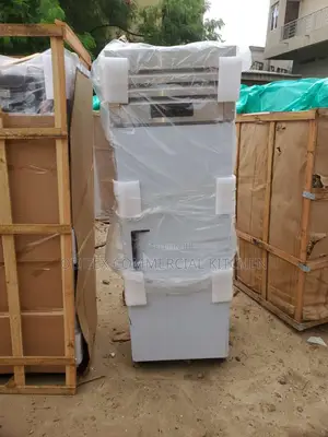 Industrial Single Door Standing Freezer Machine